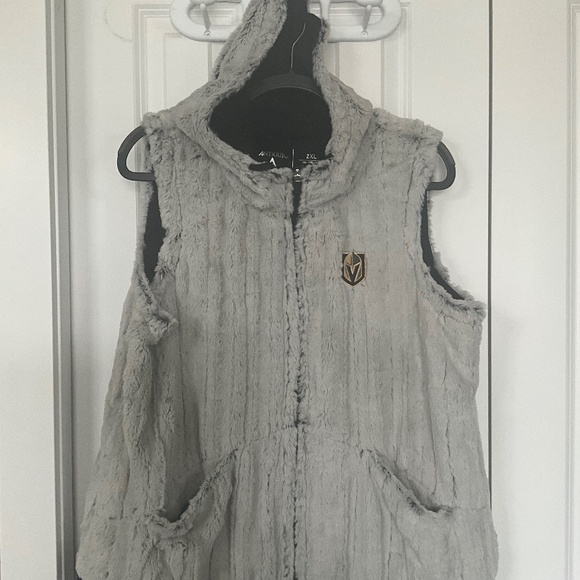 Vegas Golden Knights Vest - Picture 1 of 3